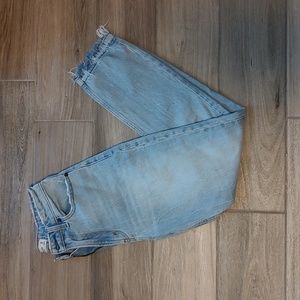 Abercrombie & Fitch high rise mom jeans